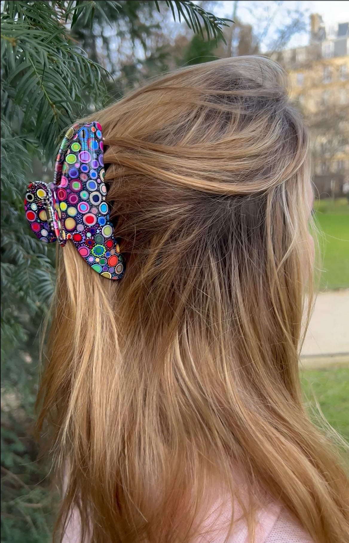 Jolie pince pour cheveux – Design coloré en acétate premium — vue 2