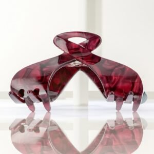 Pince à cheveux bordeaux marbrée avec design torsadé en acétate de cellulose
