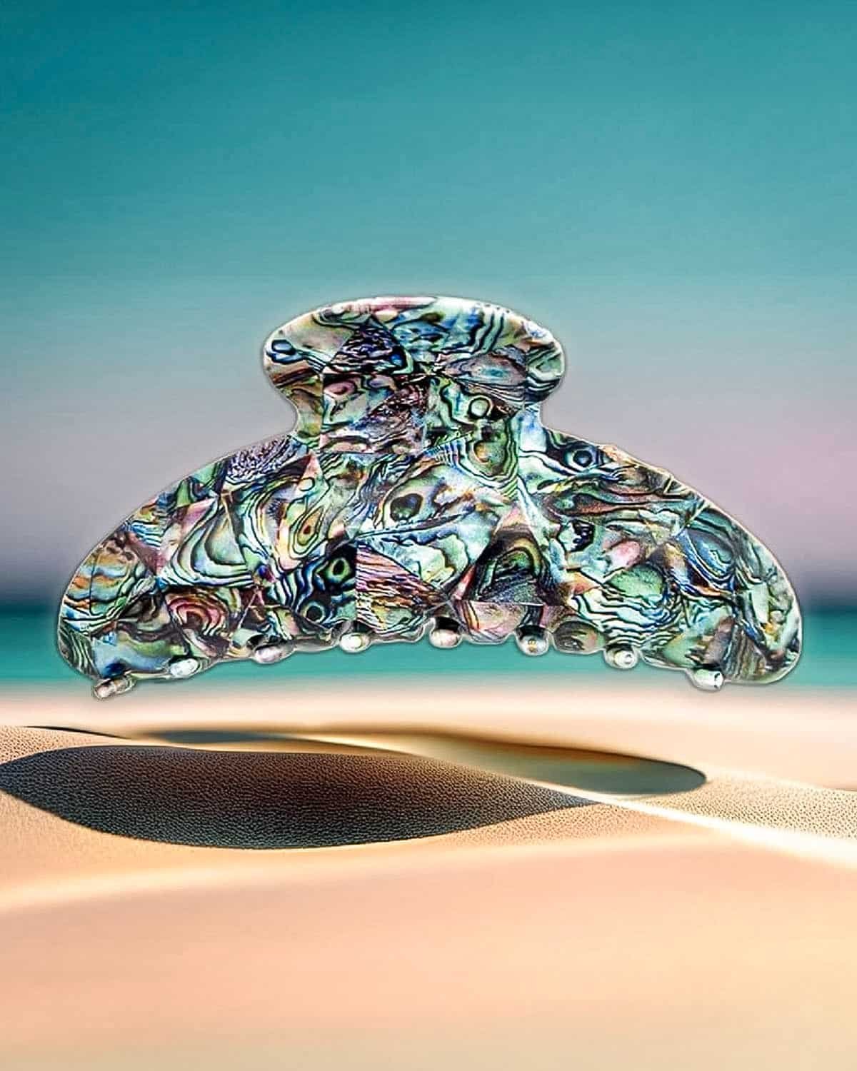 Pince à cheveux ClawMeUp nacrée style artistique et élégant