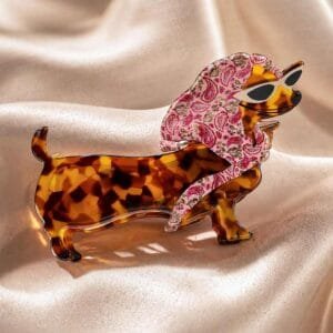 Pince à cheveux originale teckel veste florale paisley et lunettes acétate écaille ambre — ClawMeUp