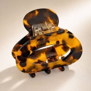 Pince cheveux originale ovale acétate coloris Écaille Ambre, tons orangés et noirs intenses — ClawMeUp Paris