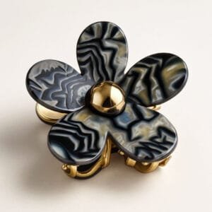 Pince à cheveux fleur acétate dorée Noir Abalone — ClawMeUp